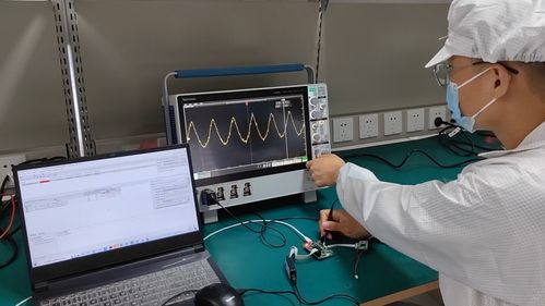 從校園到流水線 大學生團隊研發“火眼”微芯片，革新電子材料制造